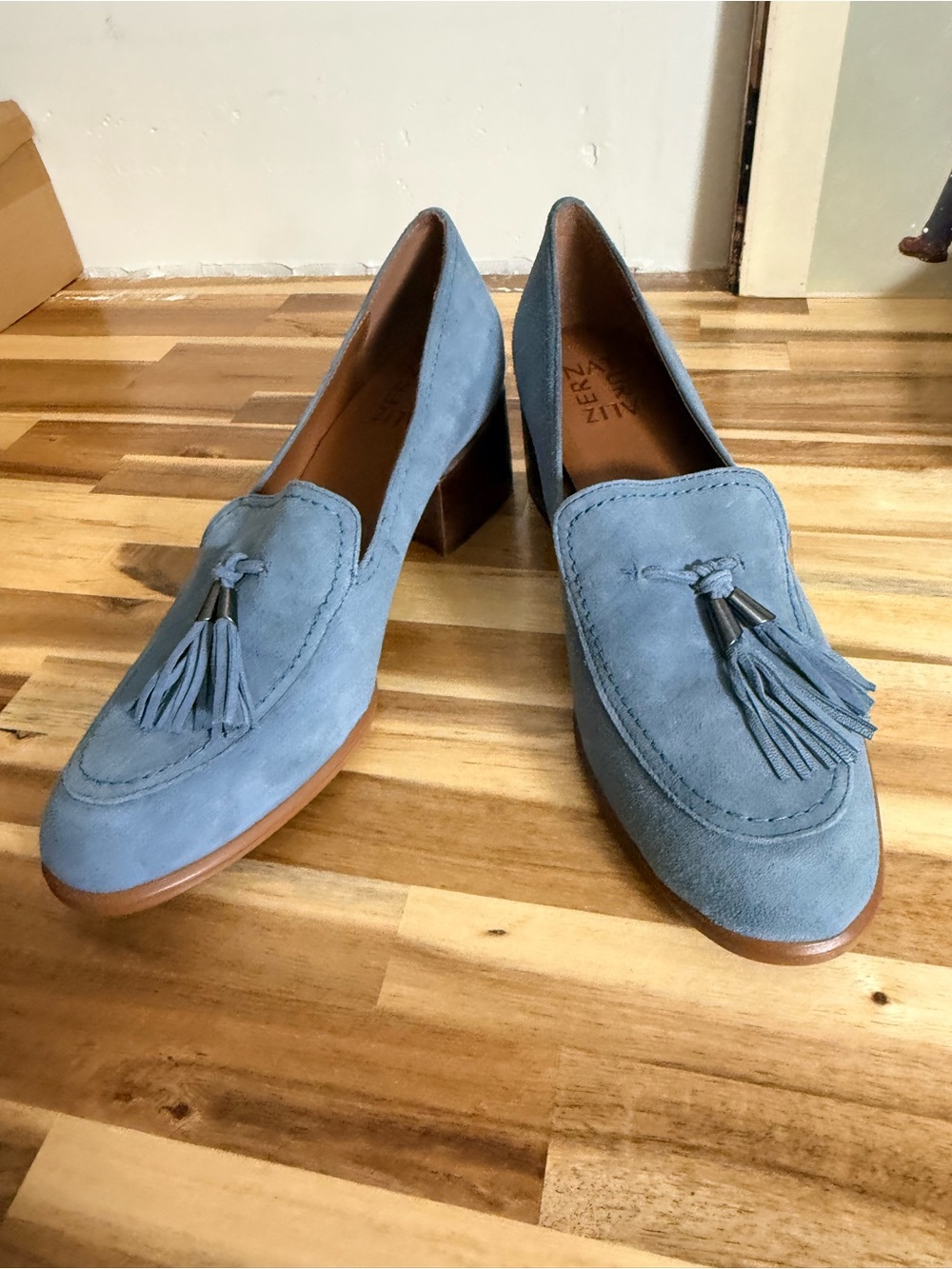 NWOT Naturalizer Blue Suede Tassel Block Heel Loafers Y2K Gilmore girls preppy